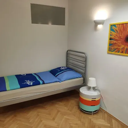 公寓 Schone Fur Die Familien Und Kleinere Gruppen